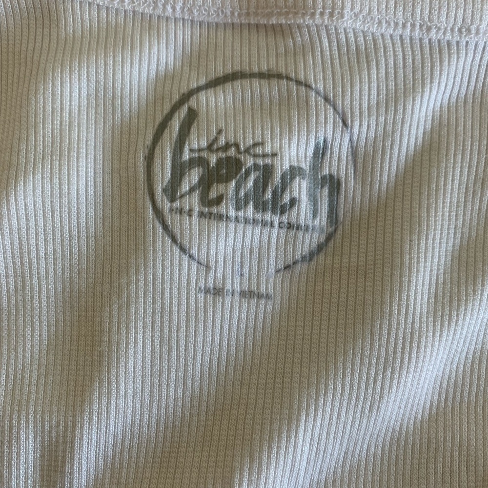 White Sleeveless Tank with Lace Detail - Picture 9 of 9
